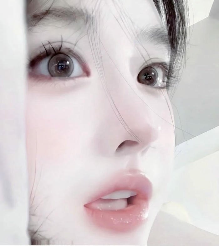 vintage tone girl eyes pic dp