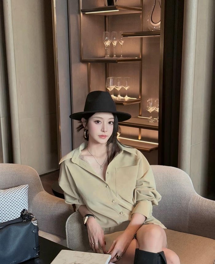 whatsapp dp for girls attitude picture