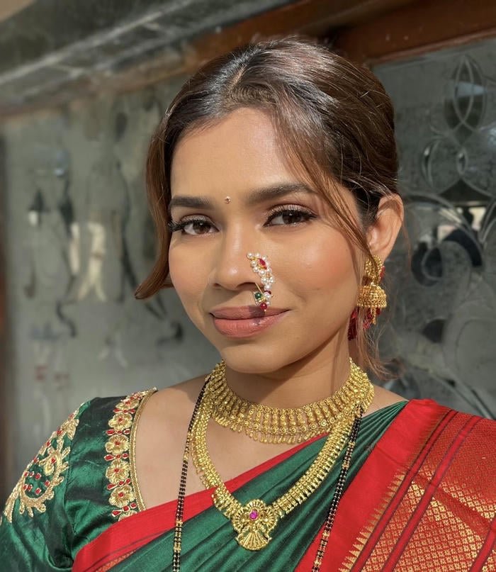 Marathi girls dp cultural dress photo