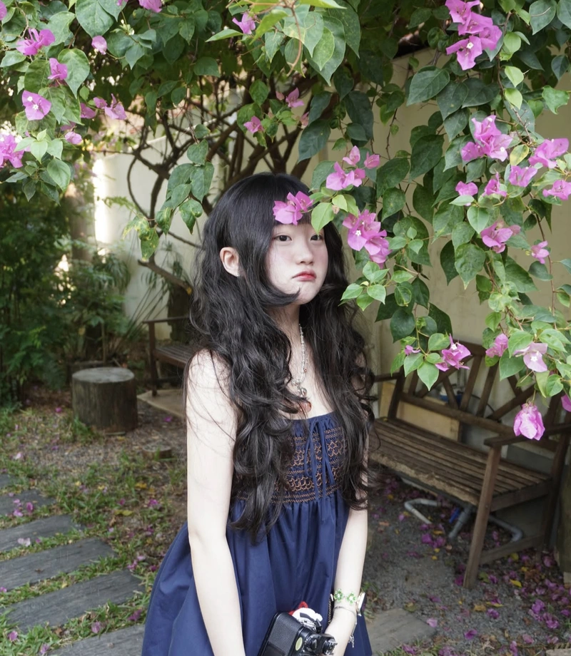 Aesthetic glow girls images for dp smooth skin look