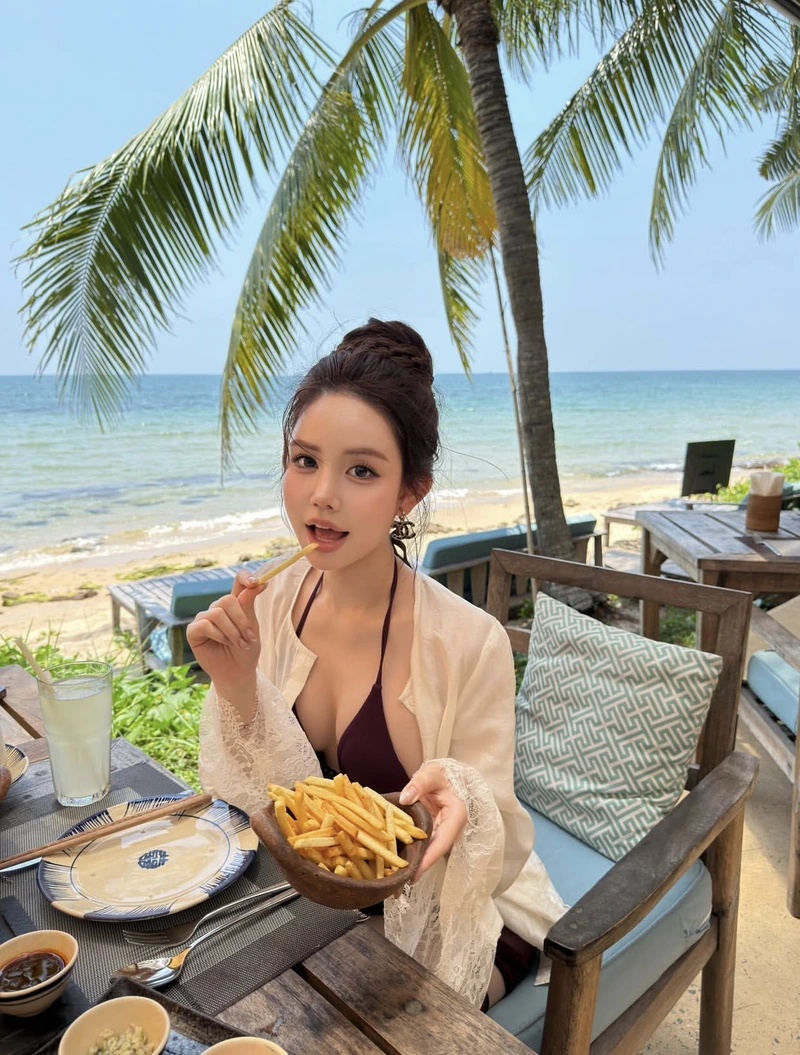 Art inspired look girls photo for dp creative style vibe