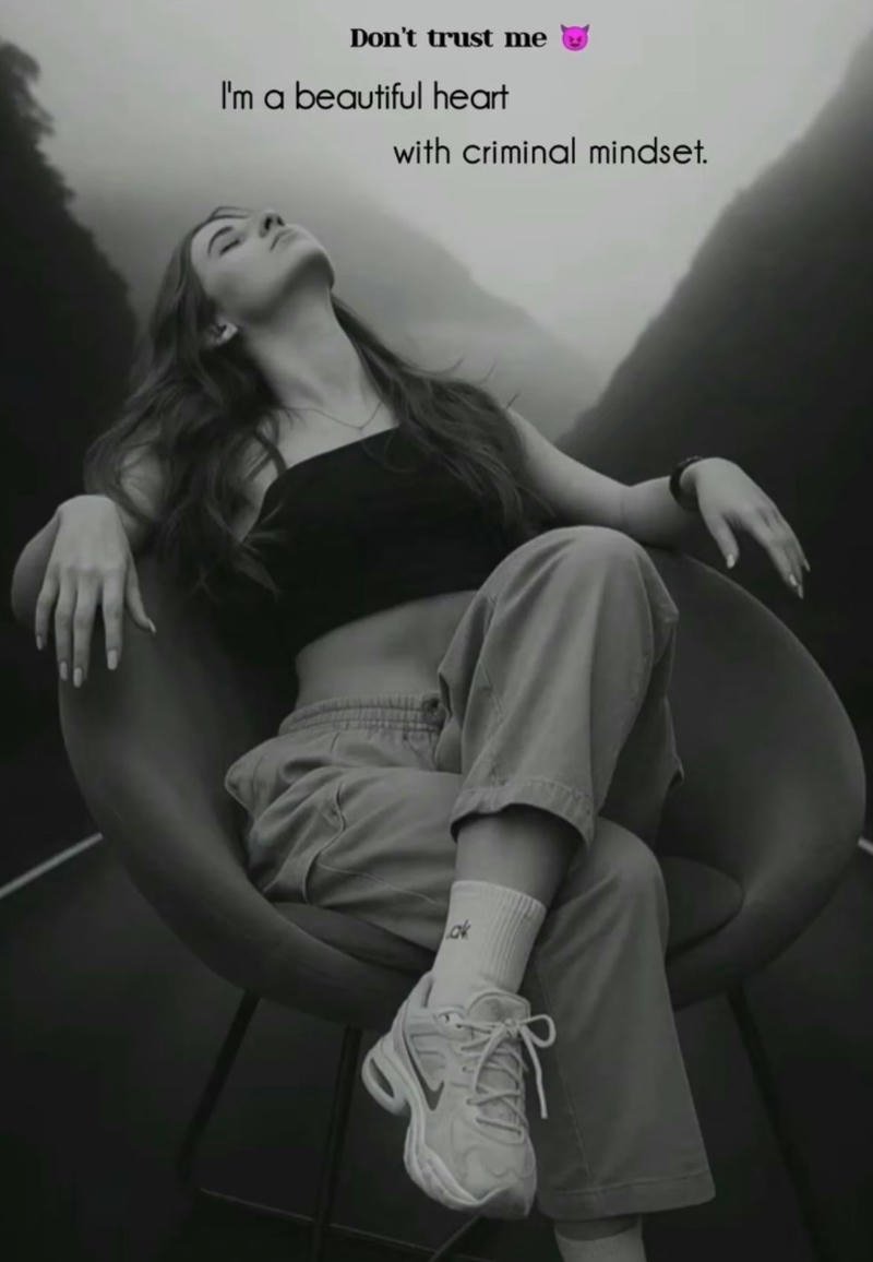 Attitude girl dp shayari with elite bold queen personality