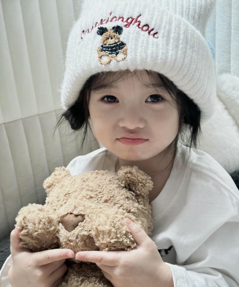 Baby glow cute baby girl pic dp soft bright look