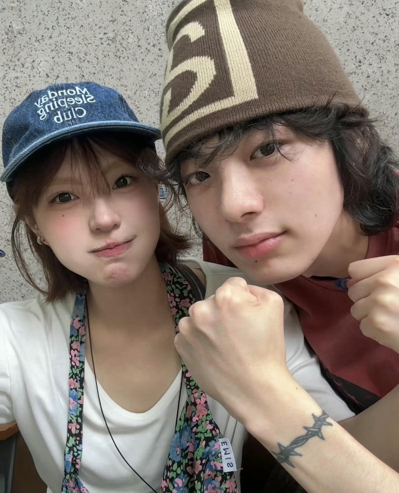 Calm boy and girl dp peaceful relationship energy