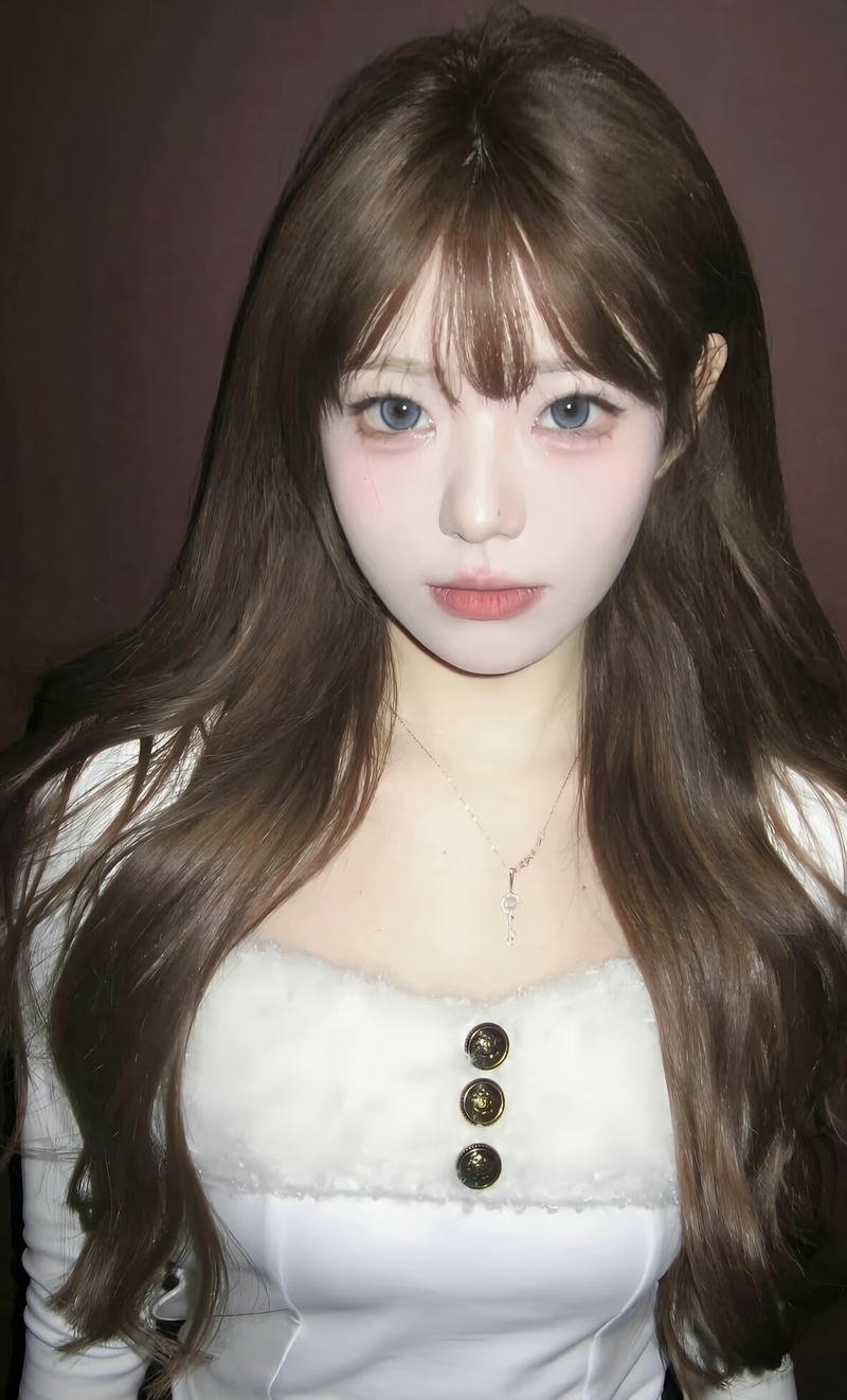 Clean crisp aesthetic style simple girls dp hd