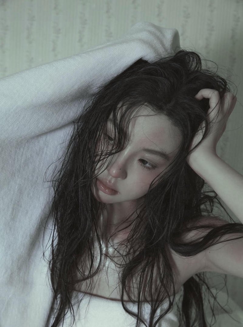 Cold soul sad girl dp pic dark empty feeling