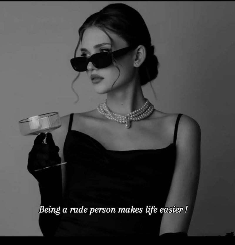 Cool fearless aesthetic presence with stylish aura attitude girl shayari dp