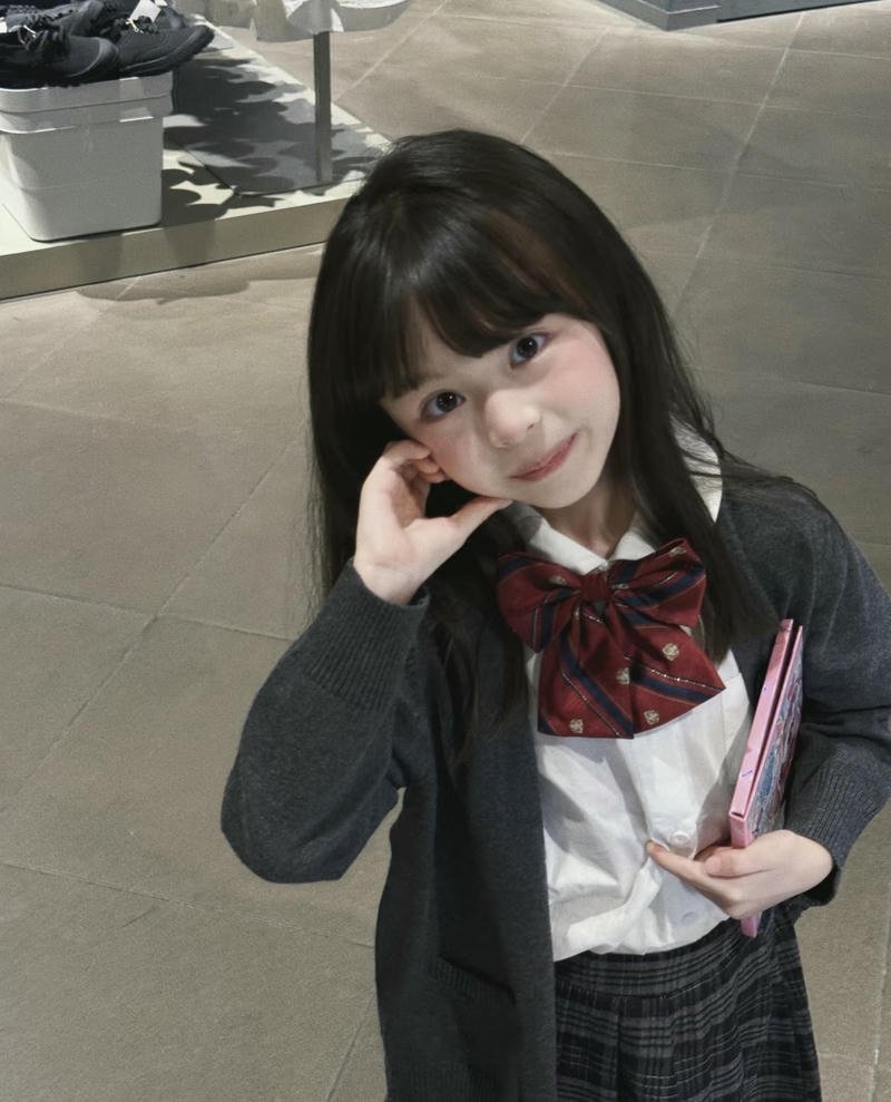 Cute baby girl dp pure joyful expression