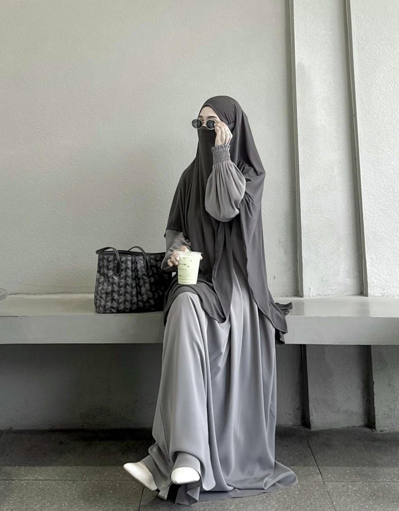 Cute muslim girls WhatsApp dp lovely hijab smile