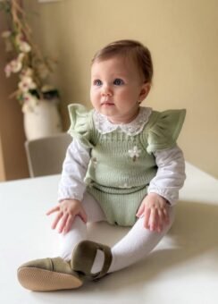 89+ cute baby girl pic dp, choice for users who want a soft - Featured post in Girls