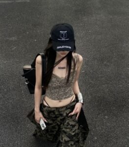 Dark aesthetic stylish cool dp for girls edgy mood