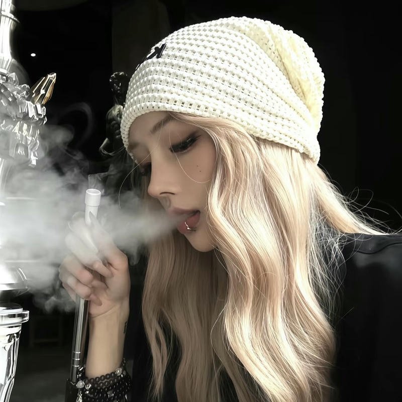 Edgy vibe stylish cool dp for girls dark aesthetic