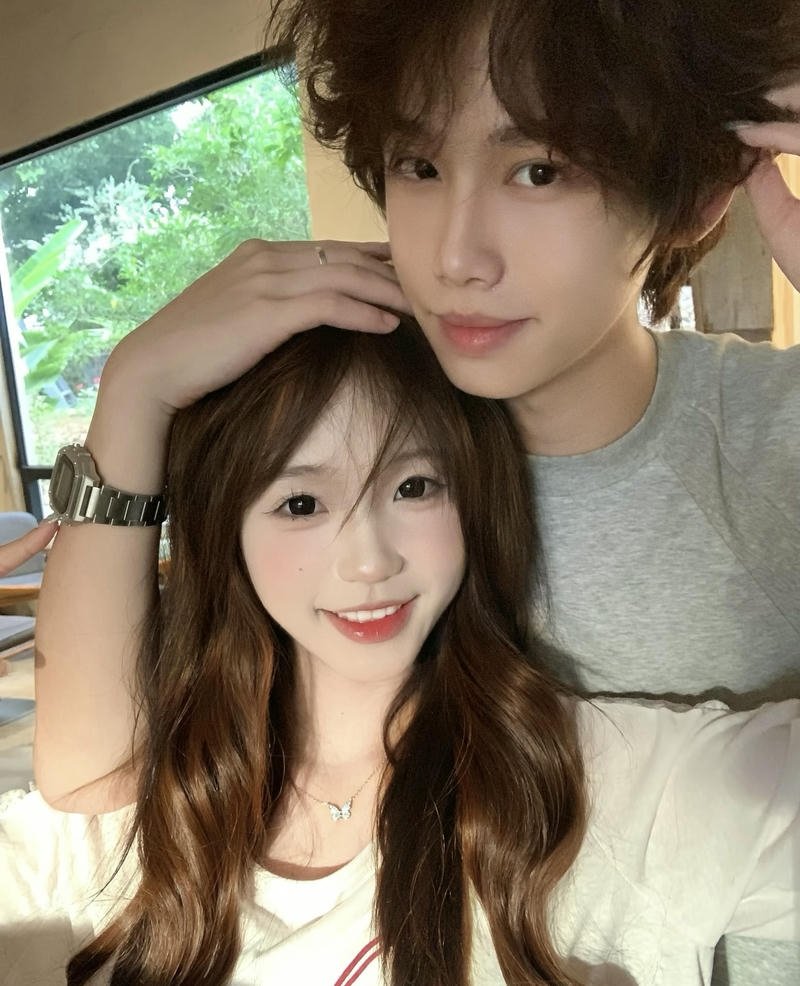 Elegant boy and girl dp classy romantic aesthetic