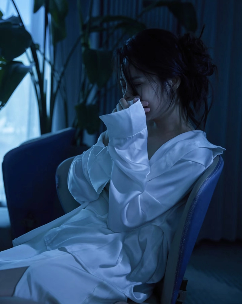 Empty stare dp alone sad girl deep sadness vibe