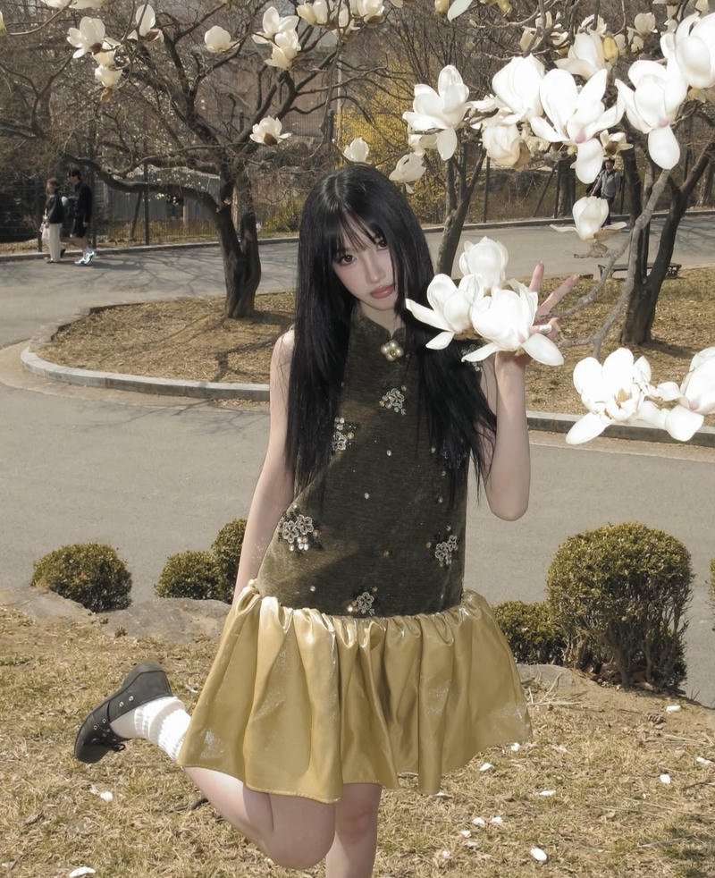 Fashion vibe dp pics for girls stylish energy look