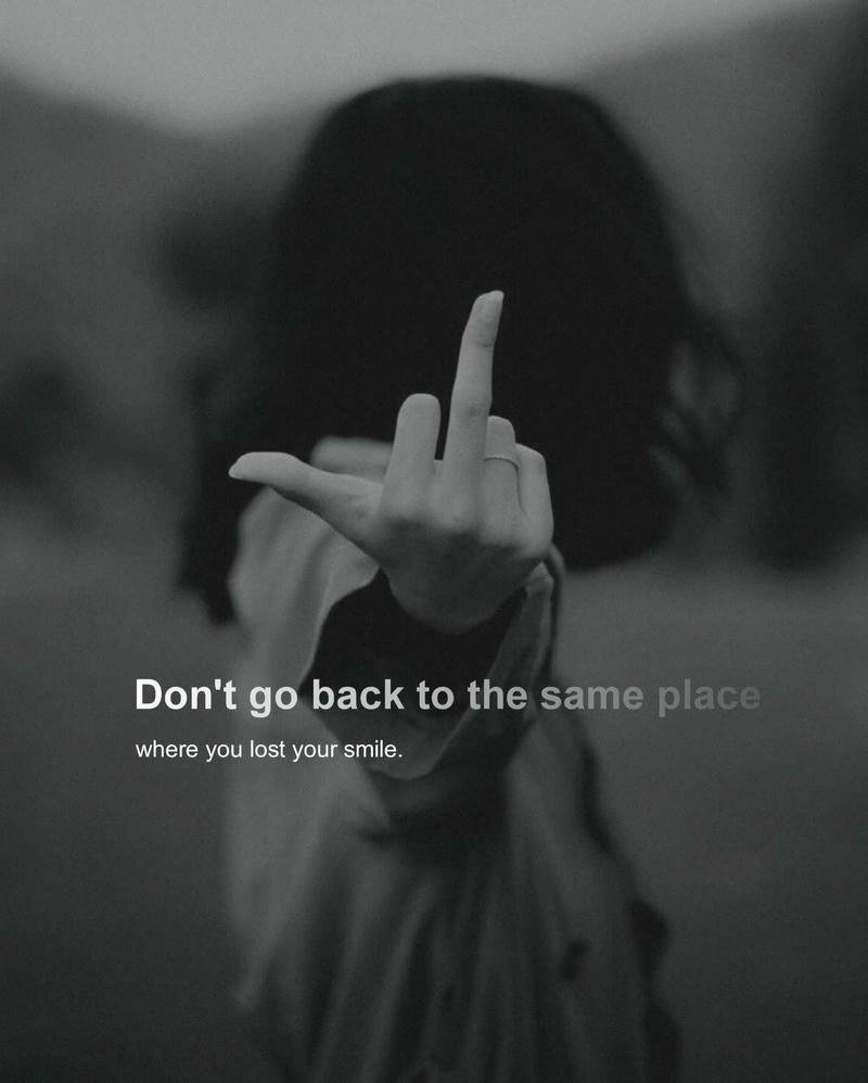 Fearless stylish confident look with cool aura attitude girl shayari dp