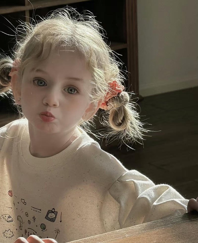 Girl baby dp calm peaceful soft expression