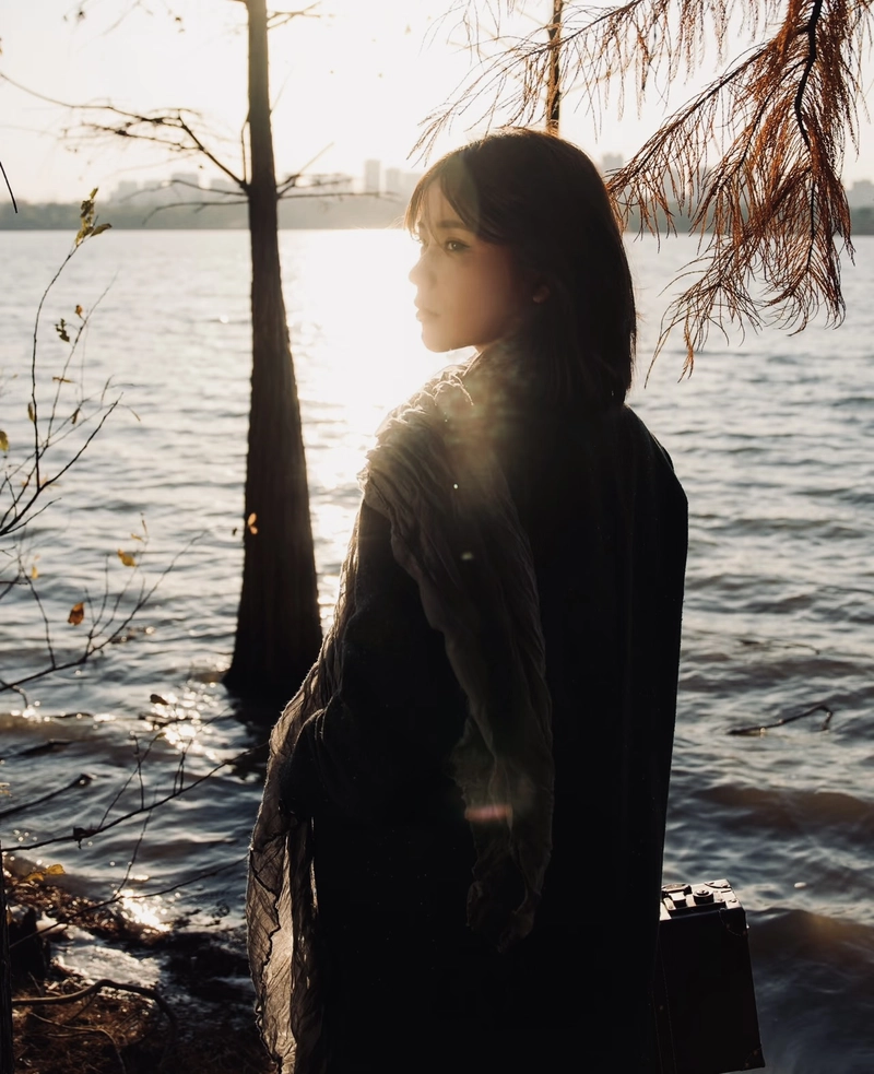 Heavy heart sad alone girl dp emotional tired mood