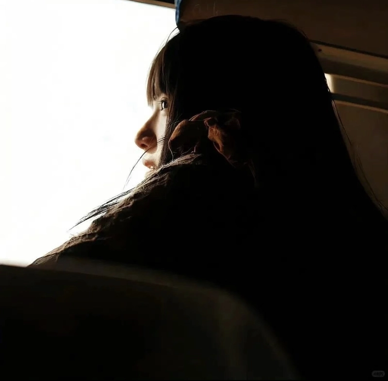 Hidden emotions alone sad girl dp quiet pain vibe