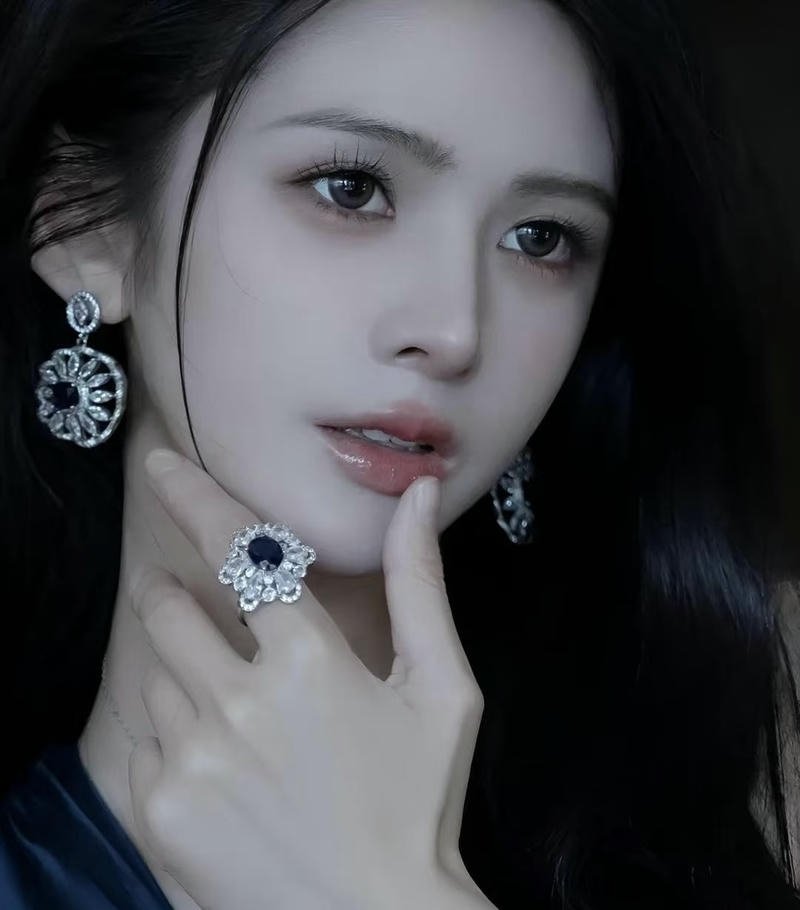 High definition style girls dp hd confident pose