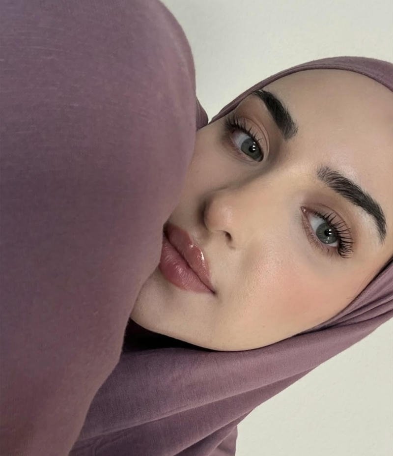 Hijab beauty muslim girls WhatsApp dp soft glow effect