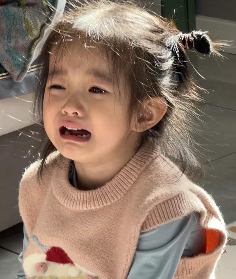 Innocent tears sad baby girl dp pure sad look