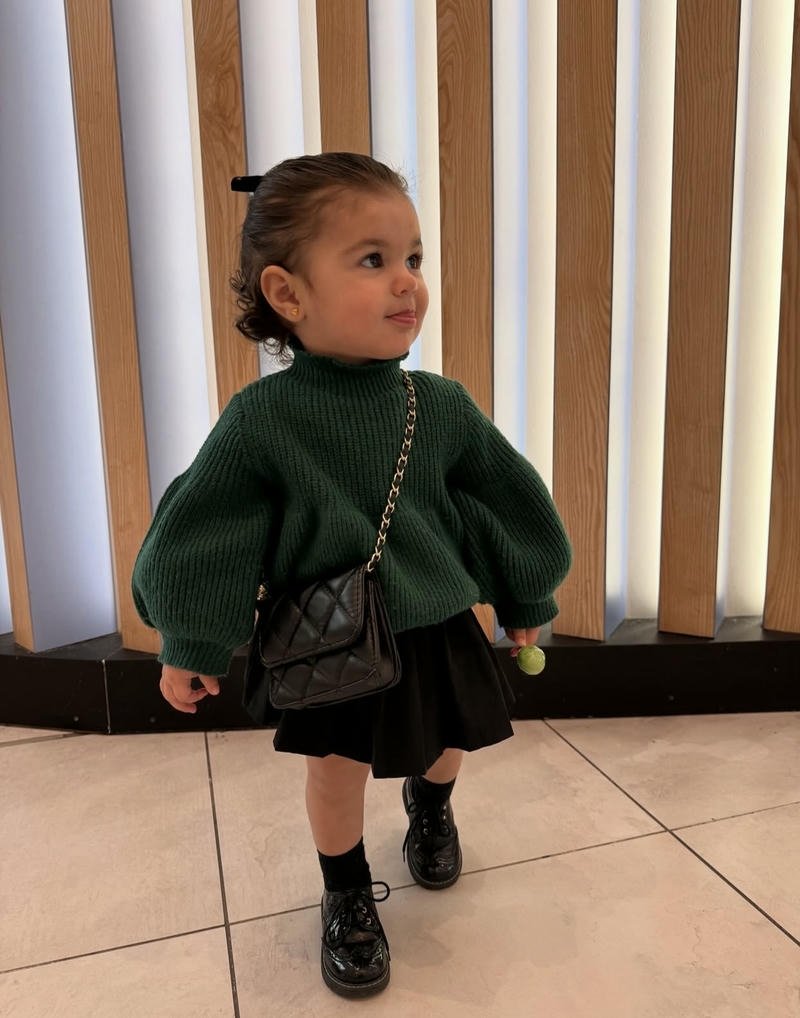 Little beauty cute baby girl pic dp innocent charm