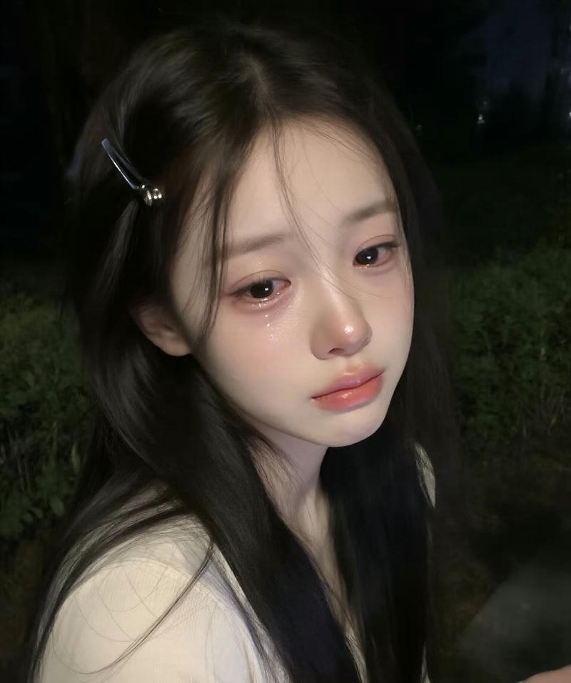 Lost in thoughts sad girl dp pic lonely mood