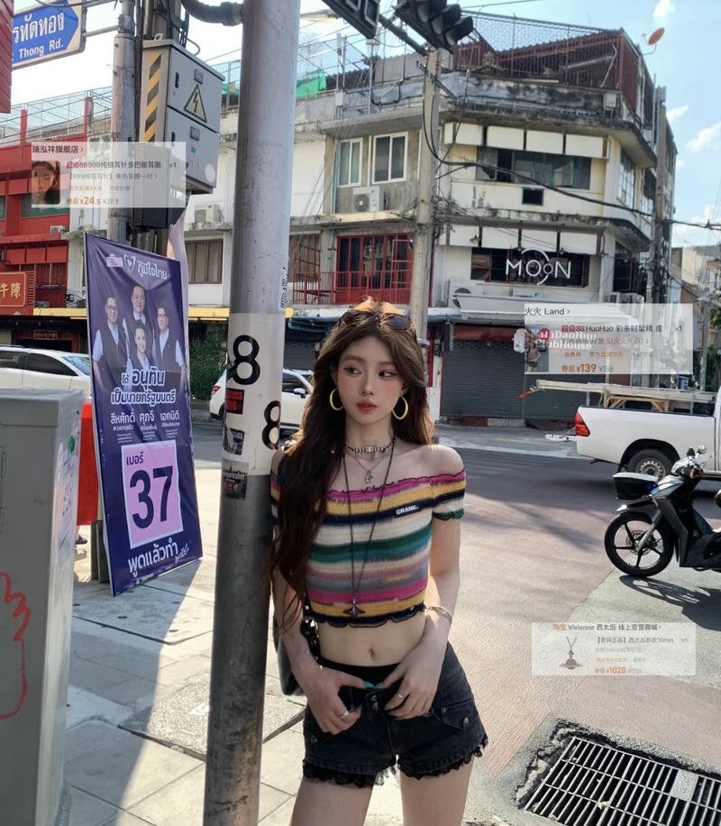 Lovely mood new dp for girls sweet smile