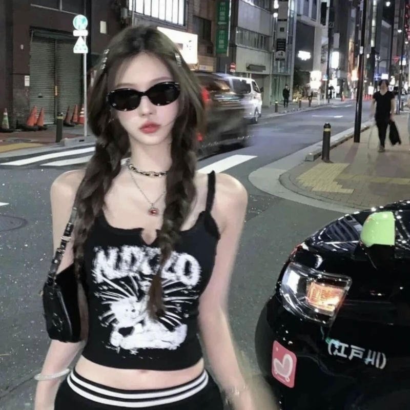 Luxury fashion stylish cool dp for girls elegant mood