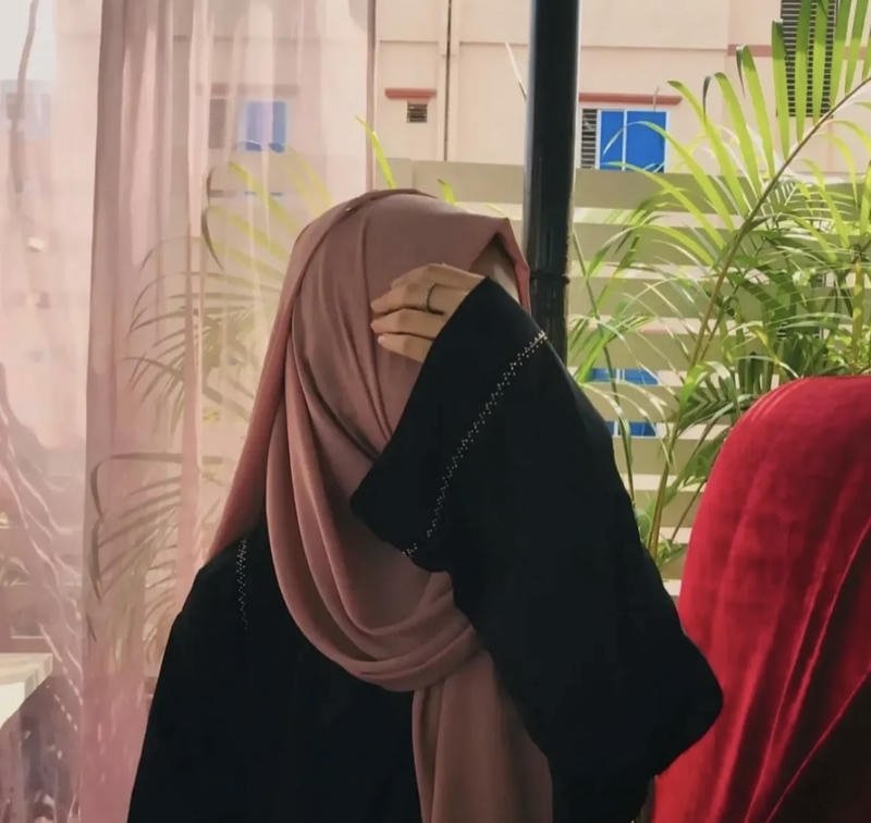 Muslim girls WhatsApp dp soft hijab aesthetic vibe