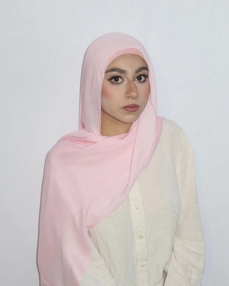 Muslim girls WhatsApp dp soft light dreamy portrait