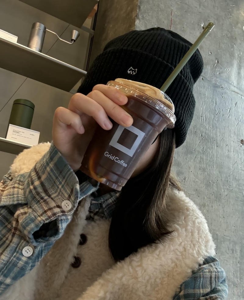 Nature hide hidden face dp for girls fresh vibe