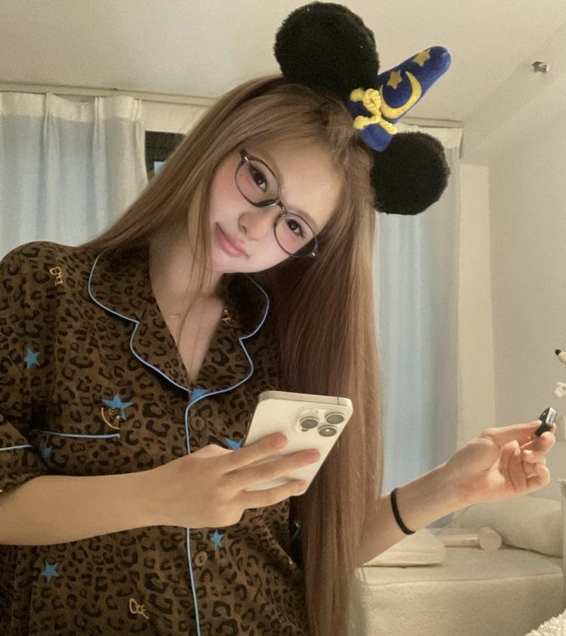 New dp for girls simple look clean aesthetic