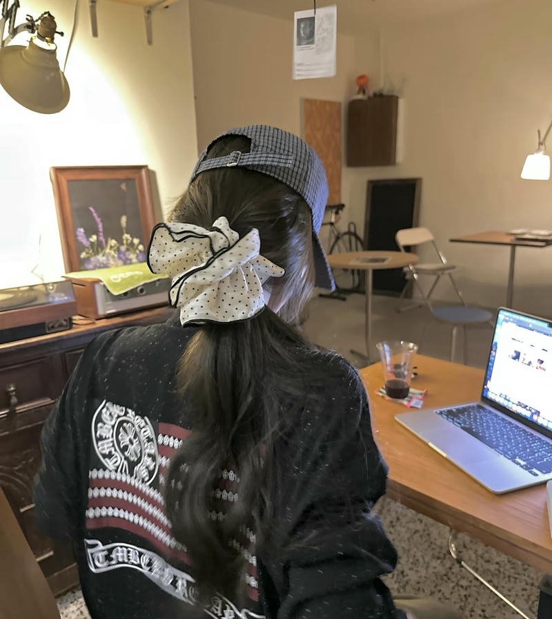 Rain window hidden face dp for girls emotional vibe