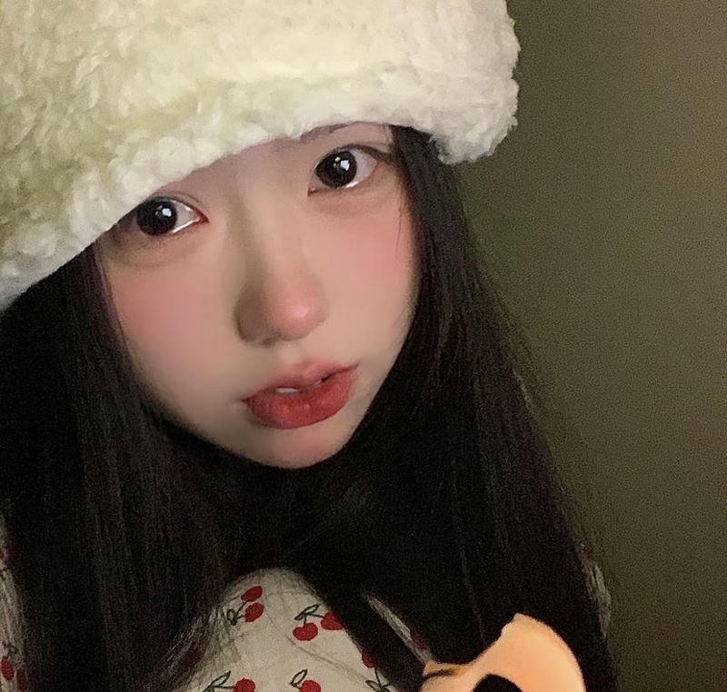 Rain window sad girl dp pic soft gloomy aesthetic