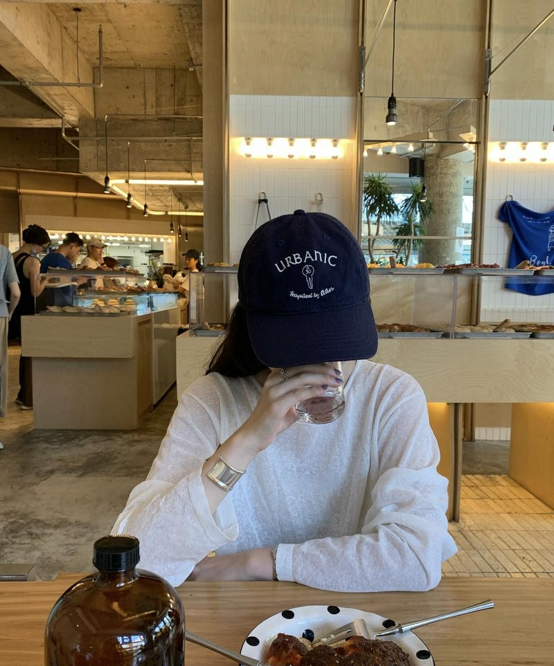 Silhouette hidden face dp for girls sunset dreamy vibe