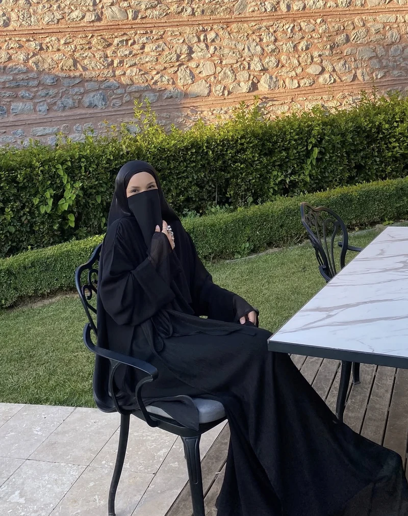 Simple beauty dp for islamic girl clean soft vibe