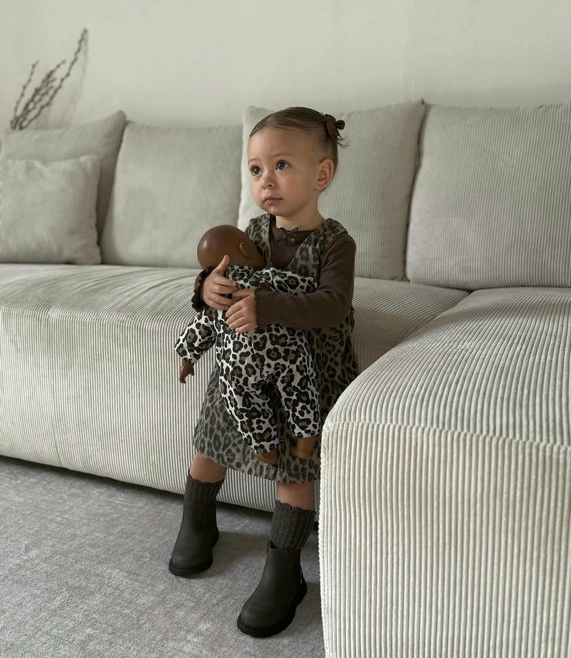 Soft cheeks cute baby girl pic dp adorable look