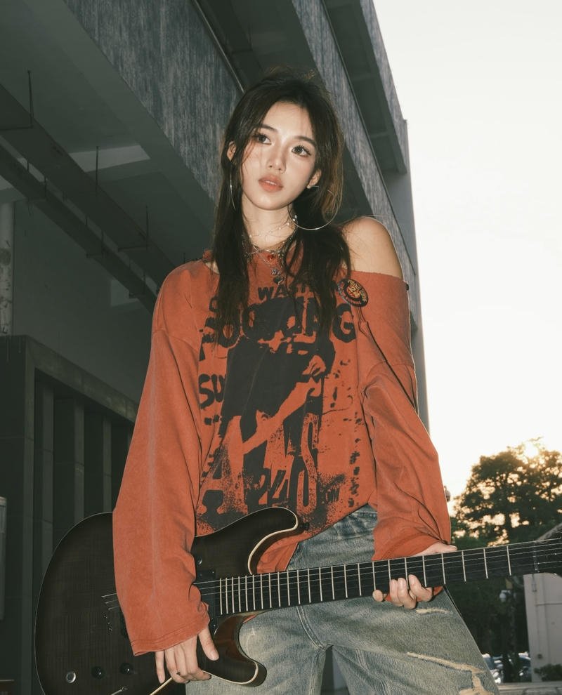 Soft smile girl with guitar dp gentle peaceful vibe