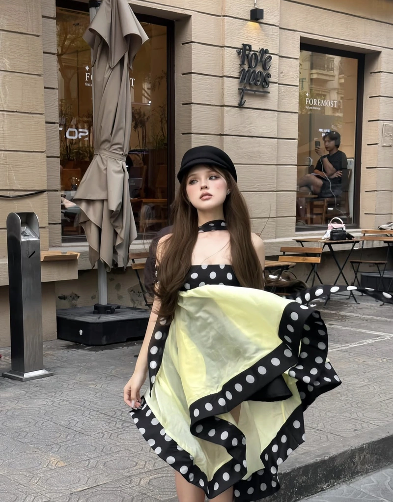 Street candid shot girls photo for dp real life vibe