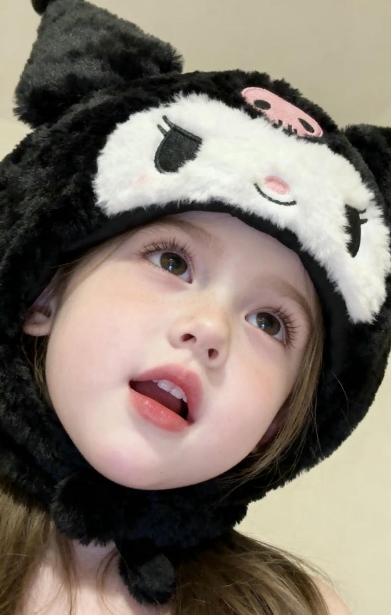 Tiny princess girl baby dp lovely charming look