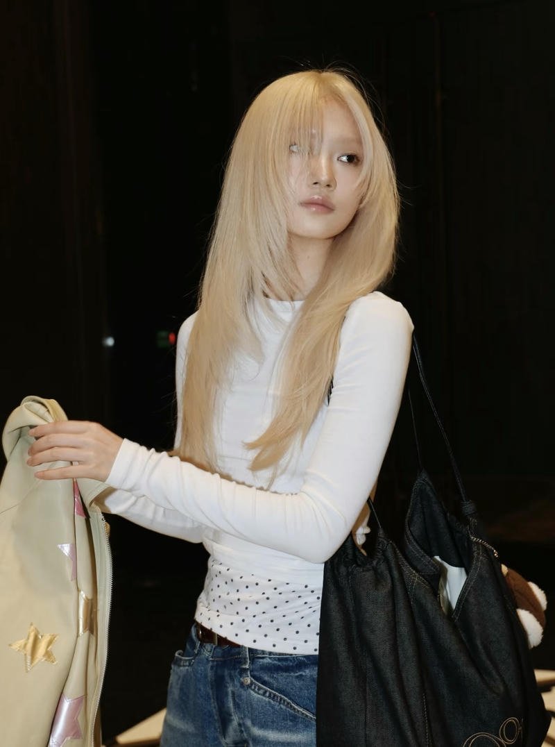 Trendy new dp for girls cool attitude vibe