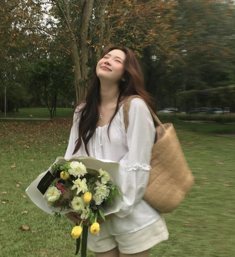 Trendy outfit combo girls photo for dp stylish look