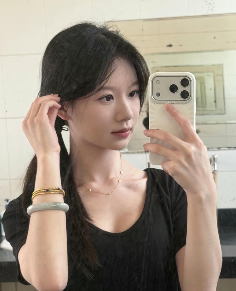 Urban night instagram girls dp neon aesthetic glow