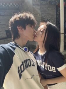 Top 257+ cute DP boy and girl pics for profile inspiration