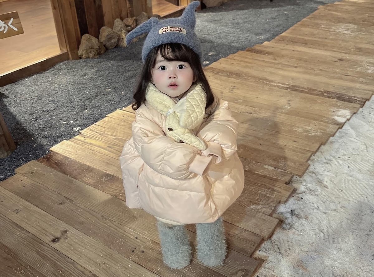 cute baby girl pic dp thumbnail