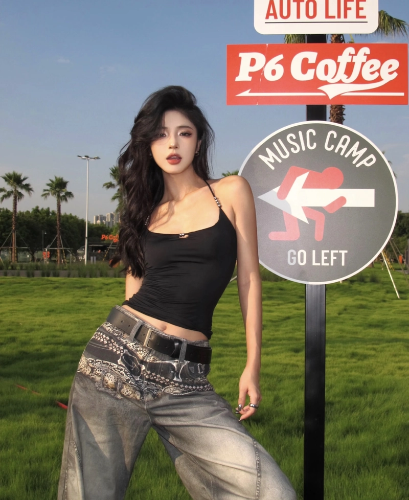 Artistic style whatsapp dp for girls hd creative aesthetic