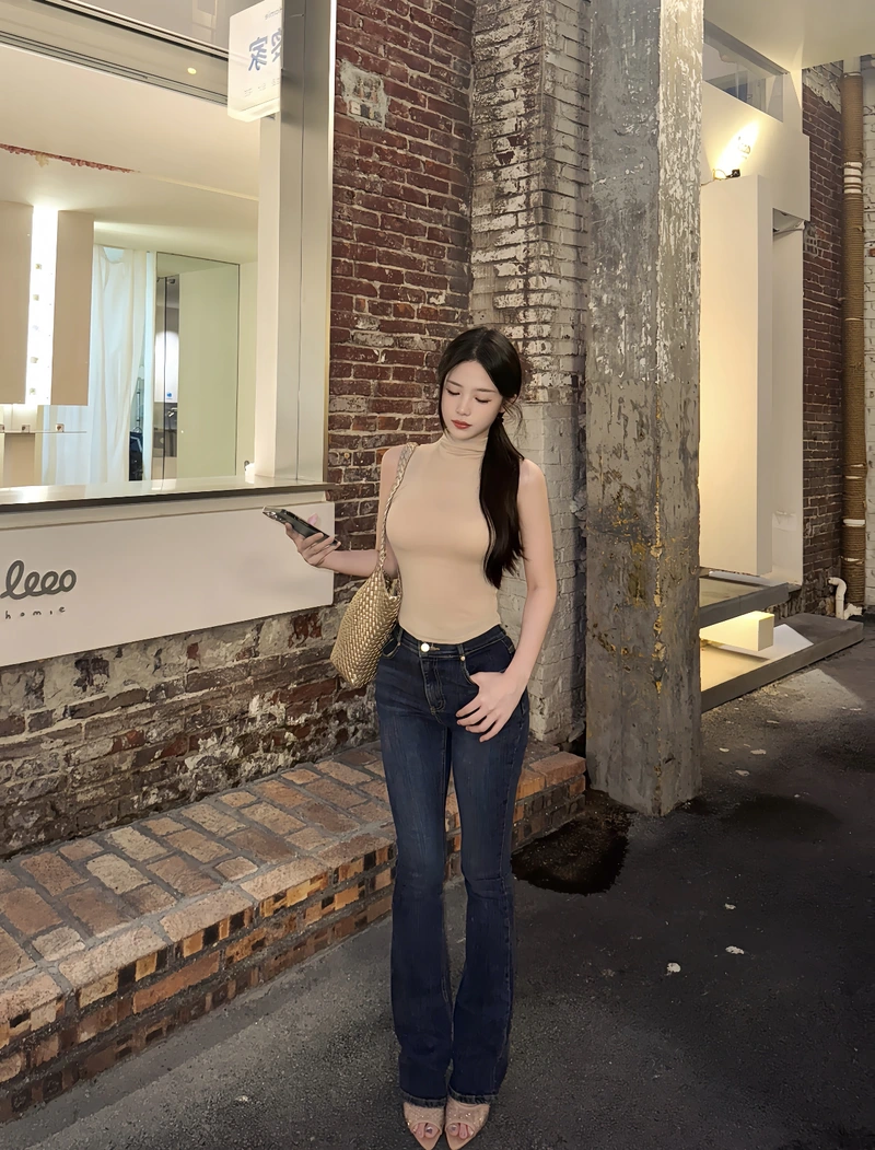 Blue jeans top stylish girl dp cool street style aesthetic look