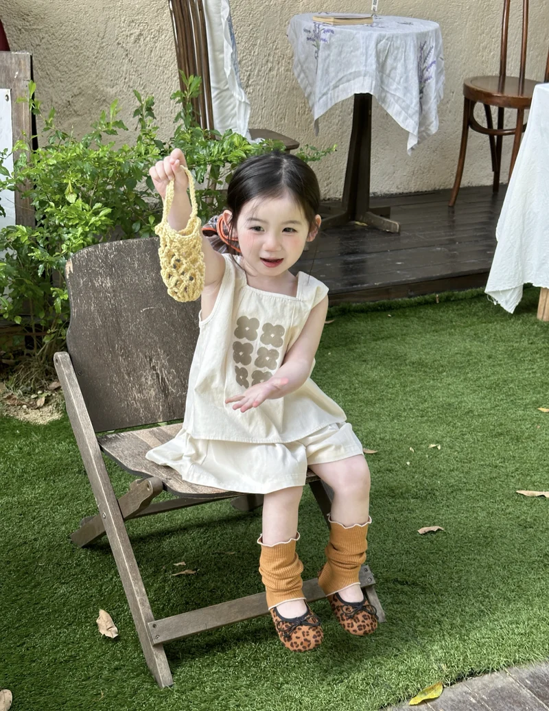 Cute chic baby stylish baby girl dp classy fashion vibe